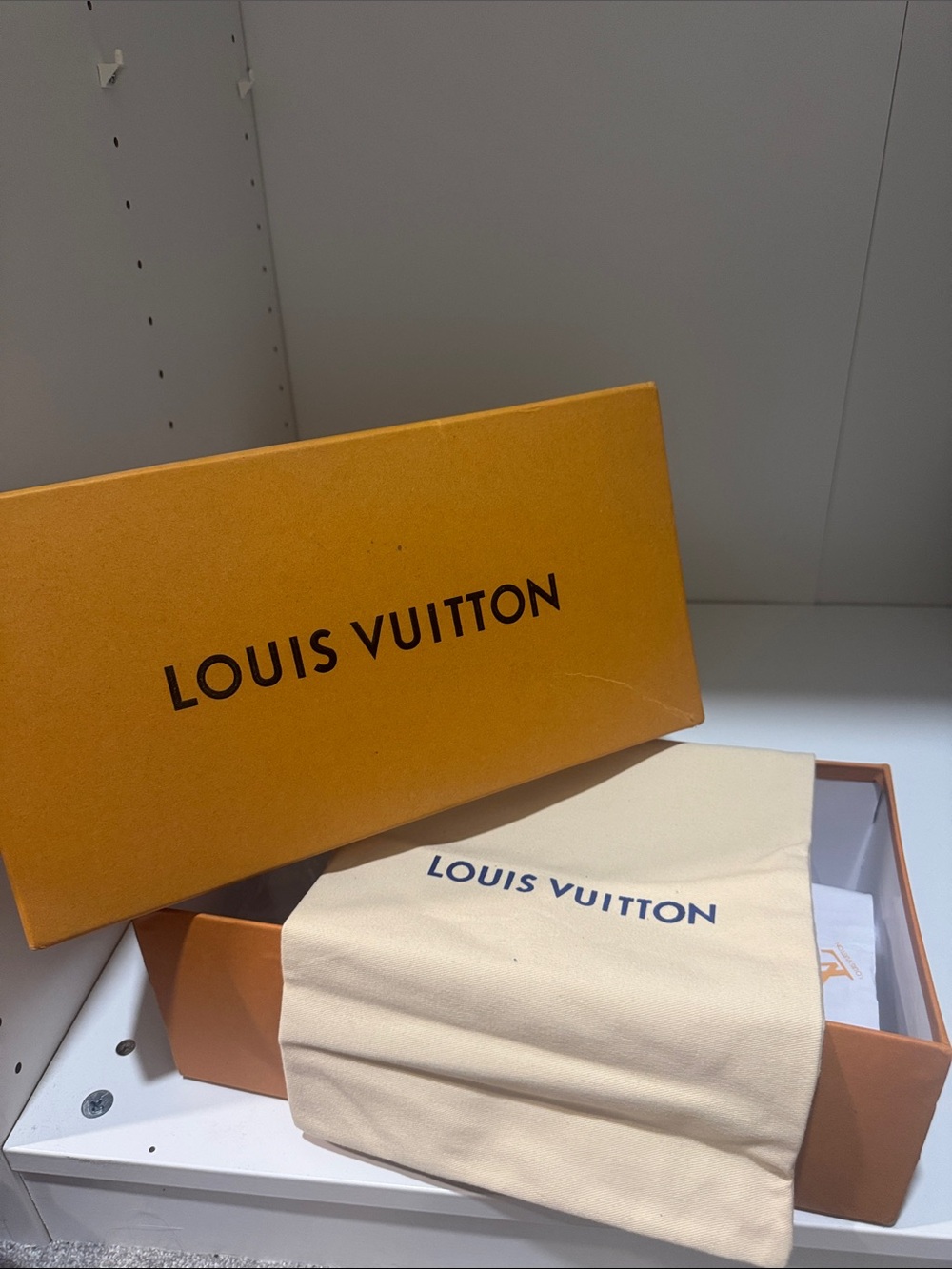 LV Women's shoe box & Dust Bag - Cream Accessory Storage